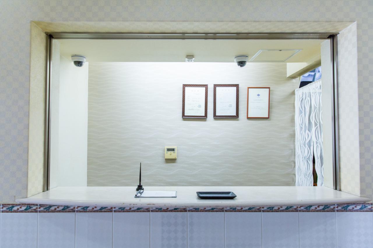 Uehonmachi Plaza Hotel (Adults Only) Ōsaka Exterior foto