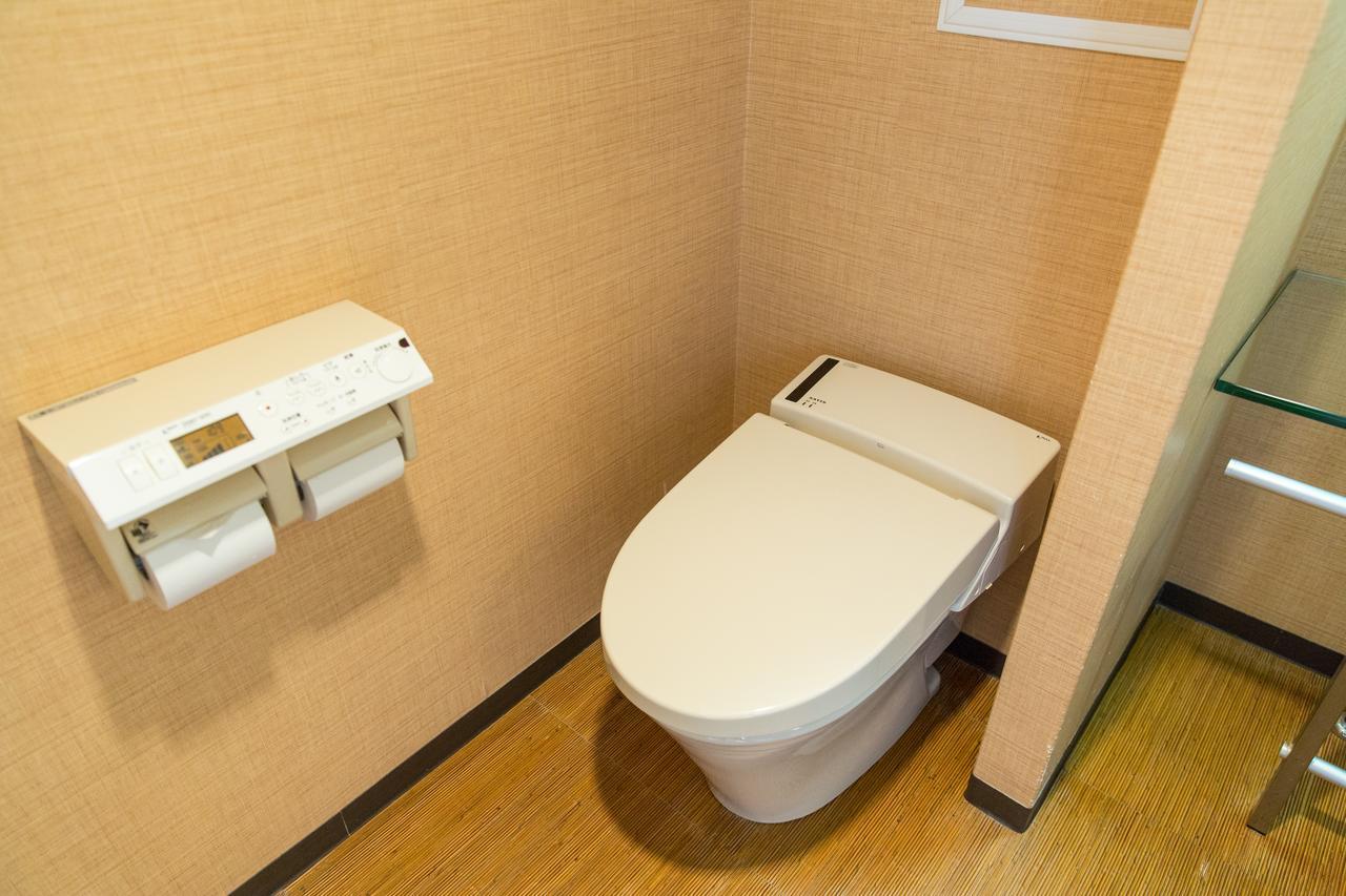 Uehonmachi Plaza Hotel (Adults Only) Ōsaka Exterior foto